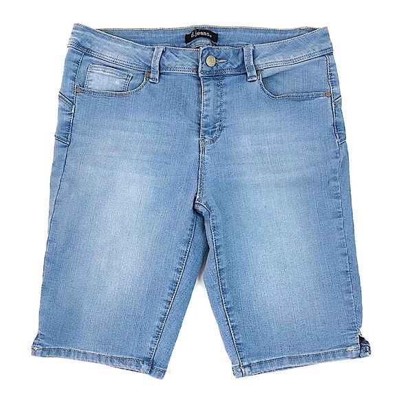 d. jeans Shorts D Jeans Bermuda Light Wash 5 Pocket Jean Shorts